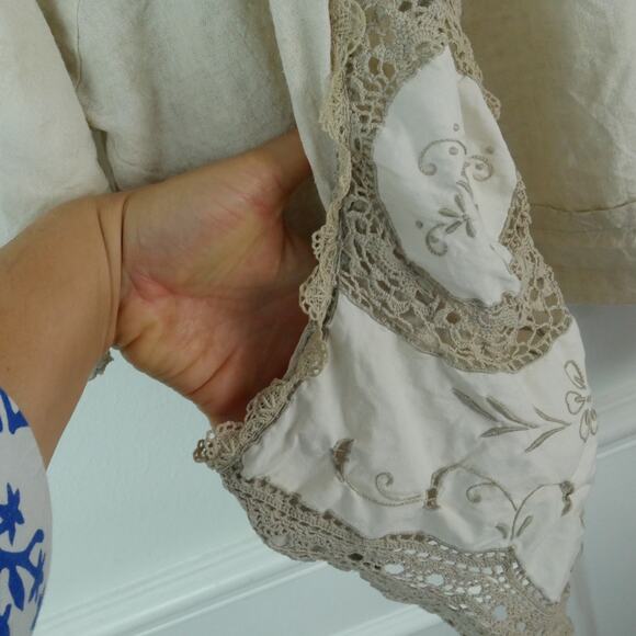 Embroidered Lace Kimono Topper Shabby Chic Artsy Romantic Linen ? Boho Coastal - Picture 7 of 15
